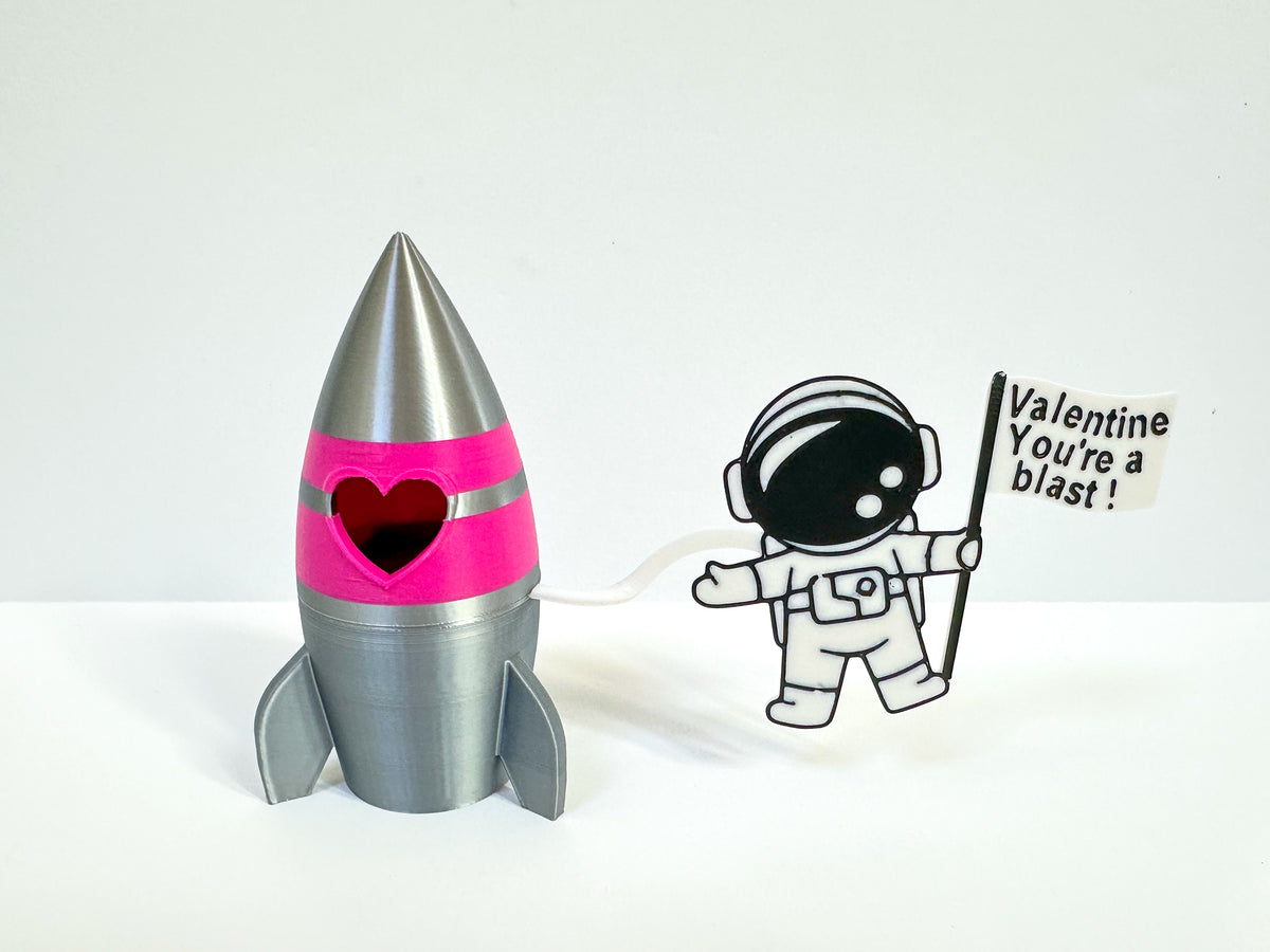 Heart Rocket with Floating Astronaut Cards