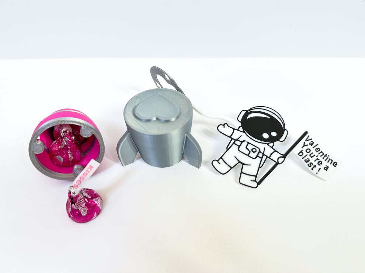 Heart Rocket with Floating Astronaut Cards