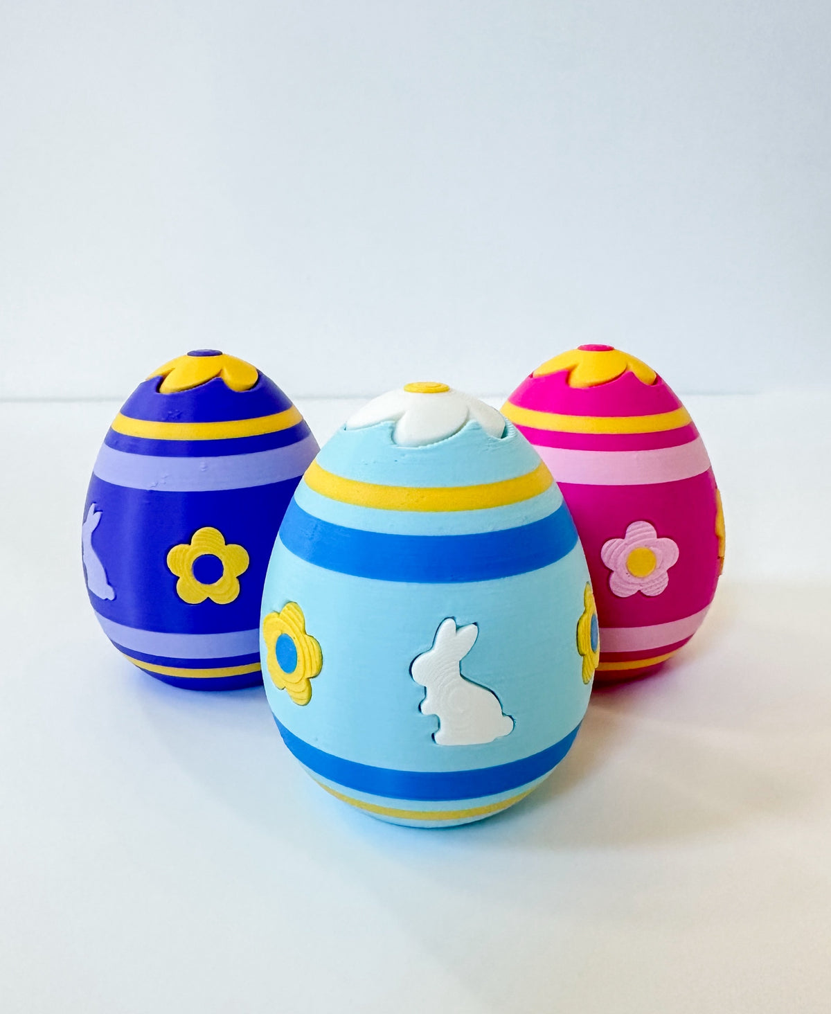 Easter Egg Pass Through Fidget with Flowers and Bunnies